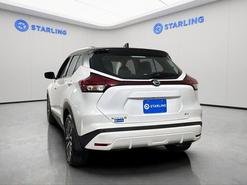 Used 2023 Nissan Kicks SV image 6
