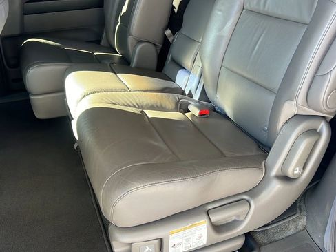 Used 2012 Honda Odyssey Touring image 34