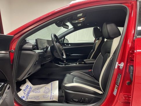 Used 2025 Kia K5 GT-Line image 17