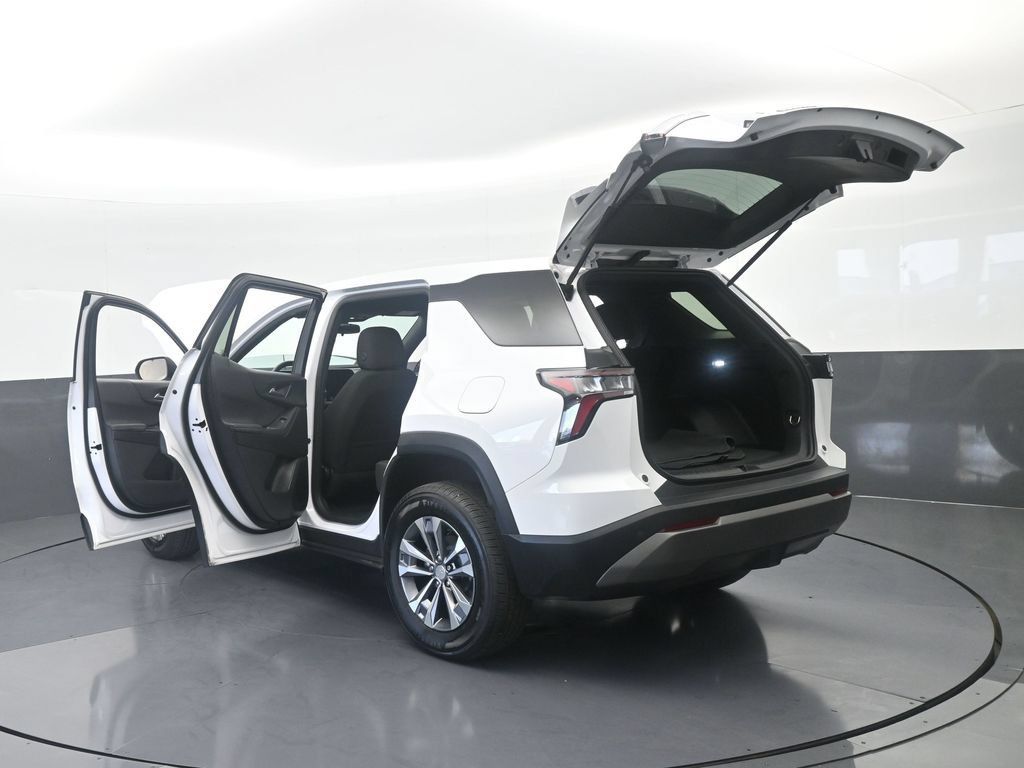 Used 2026 Chevrolet Equinox LT FWD image 71