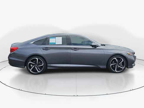 Used 2019 Honda Accord Sport image 5