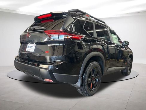 New 2026 Nissan Rogue SV w/ Rock Creek Premium Package AWD/4WD image 5