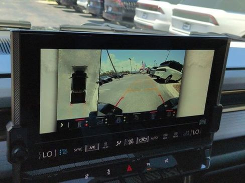 Used 2025 GMC Hummer EV 3X w/ LPO, Sport Package AWD/4WD image 20
