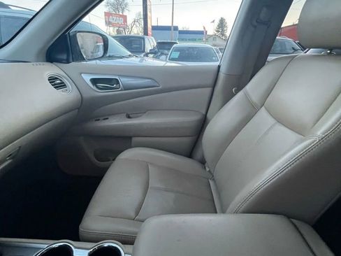 Used 2017 Nissan Pathfinder SL image 26