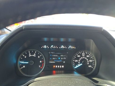 Used 2019 Ford F150 XLT w/ Equipment Group 302A Luxury AWD/4WD image 10