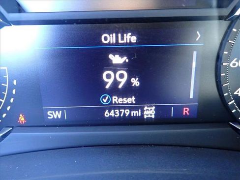 Used 2023 Cadillac XT4 Premium Luxury image 24