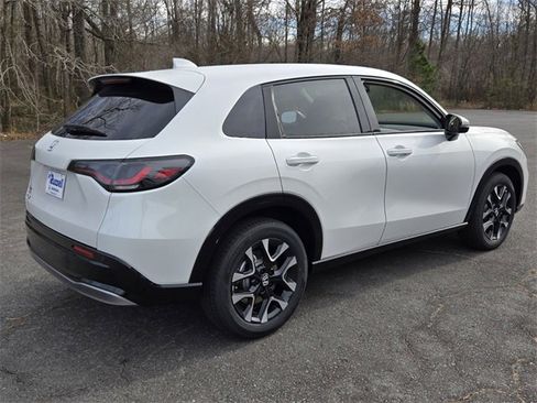 New 2026 Honda HR-V EX-L image 3