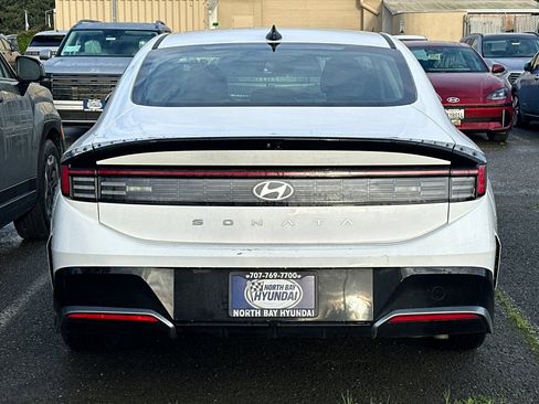 Used 2025 Hyundai Sonata SEL image 4