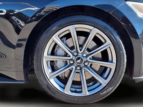 Used 2015 Ford Mustang GT Premium image 9