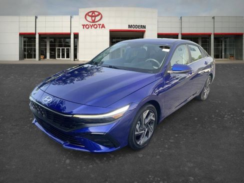 Used 2024 Hyundai Elantra Limited FWD image 1