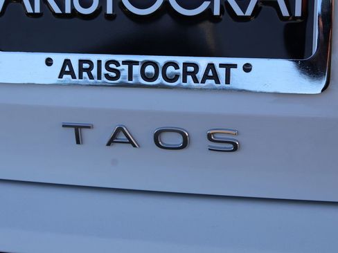 New 2026 Volkswagen Taos SEL image 19