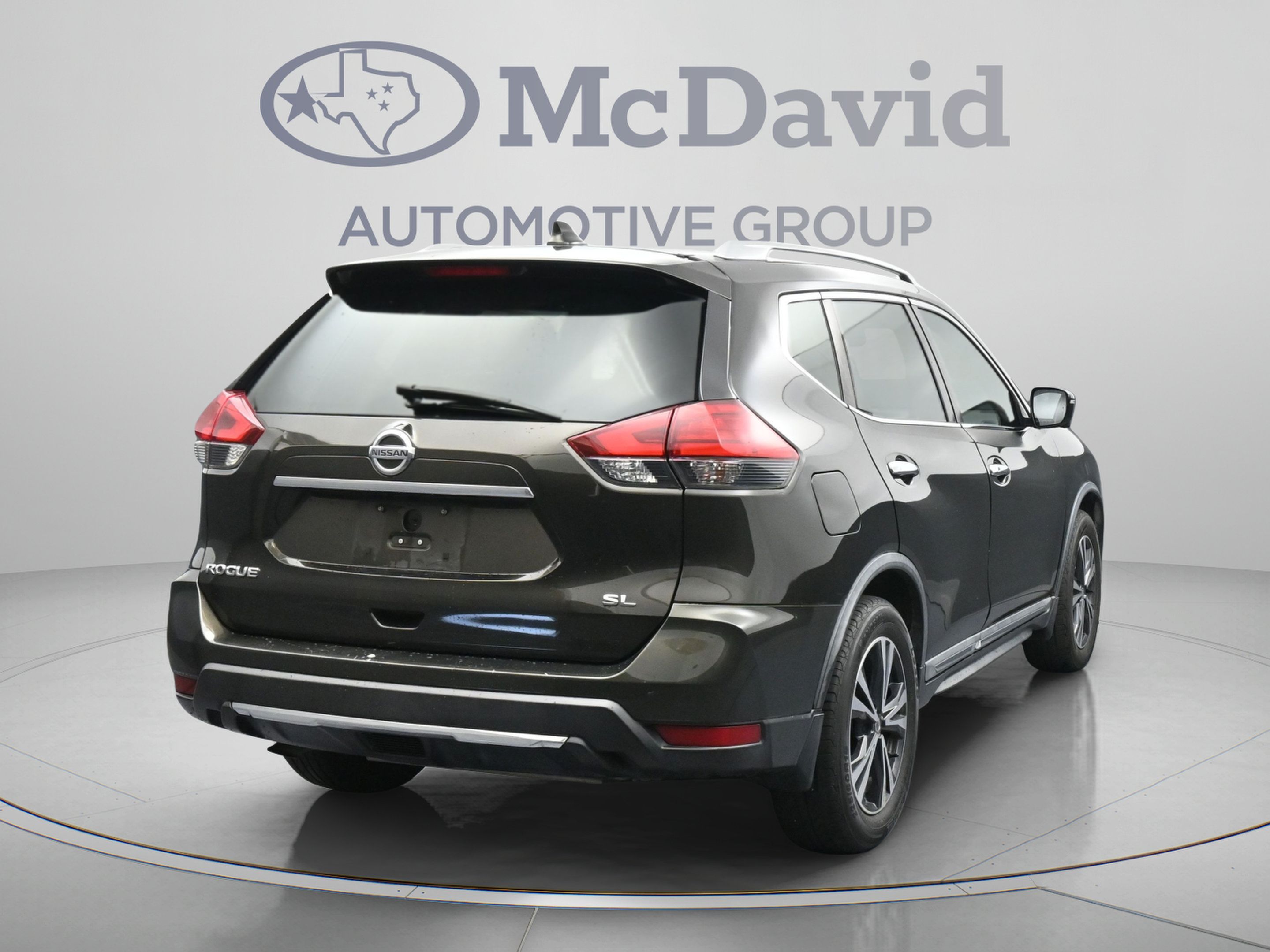 Used 2017 Nissan Rogue SL FWD image 8