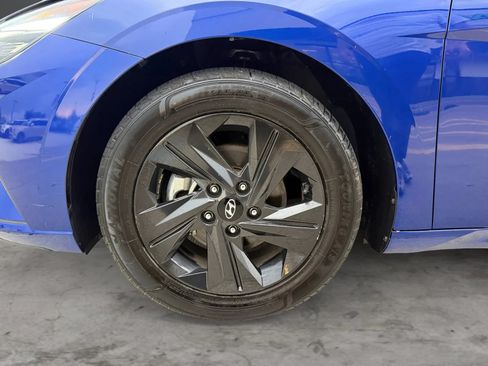Used 2021 Hyundai Elantra SEL FWD image 38