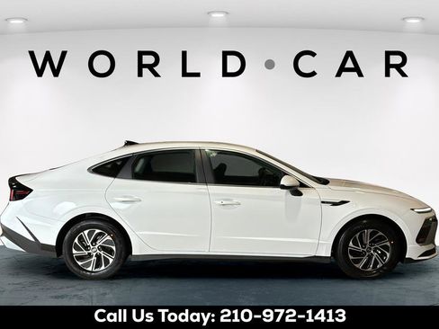 New 2026 Hyundai Sonata Blue FWD image 7