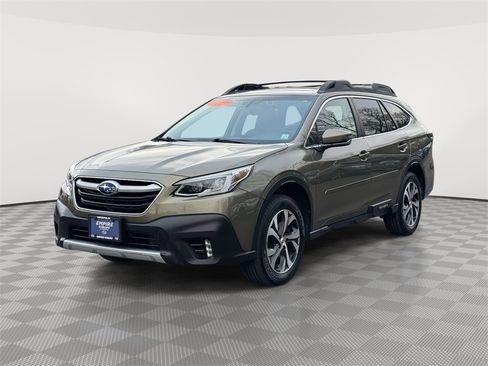 Used 2020 Subaru Outback Limited XT image 3