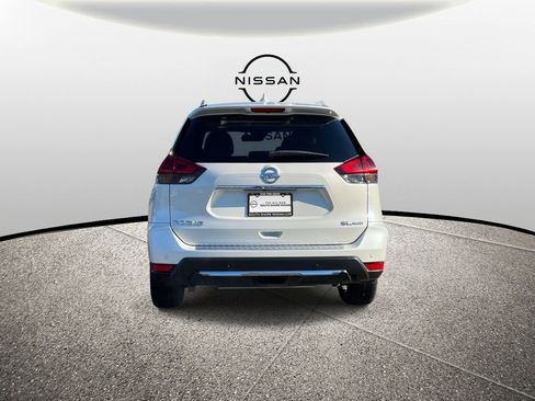 Used 2019 Nissan Rogue SL w/ Premium Package image 7