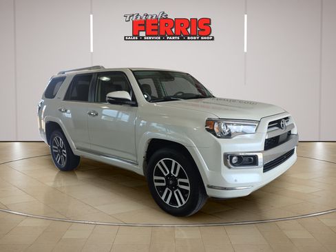 Used 2022 Toyota 4Runner Limited AWD/4WD image 7