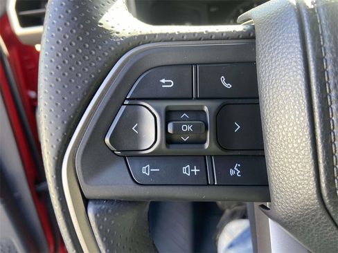 Used 2025 Toyota 4Runner SR5 image 33