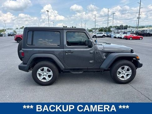 Used 2023 Jeep Wrangler Sport AWD/4WD image 2