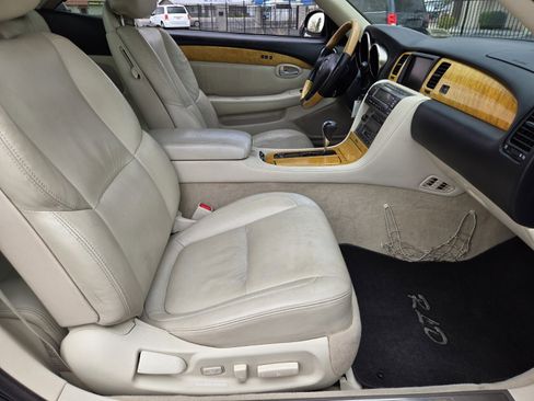 Used 2005 Lexus SC 430 Convertible image 12