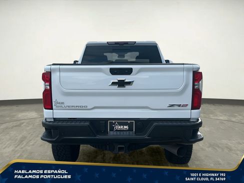 Certified 2024 Chevrolet Silverado 2500 ZR2 w/ Technology Package AWD/4WD image 5