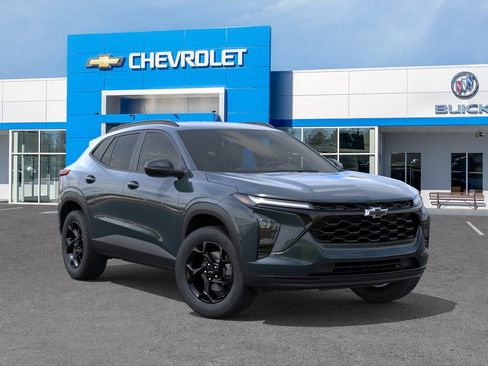 New 2026 Chevrolet Trax LT w/ Driver Confidence Package FWD image 7