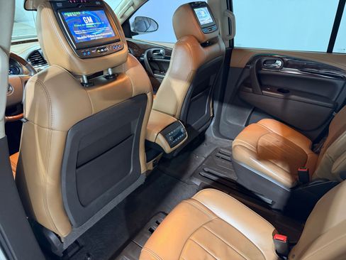 Used 2014 Buick Enclave Premium FWD image 22