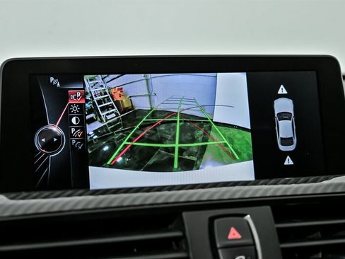 Used 2015 BMW M4 image 30