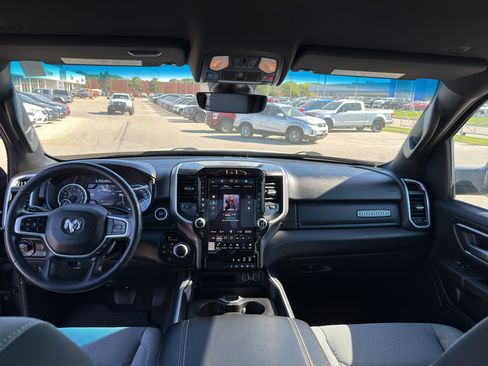 Used 2023 RAM 1500 Big Horn AWD/4WD image 29