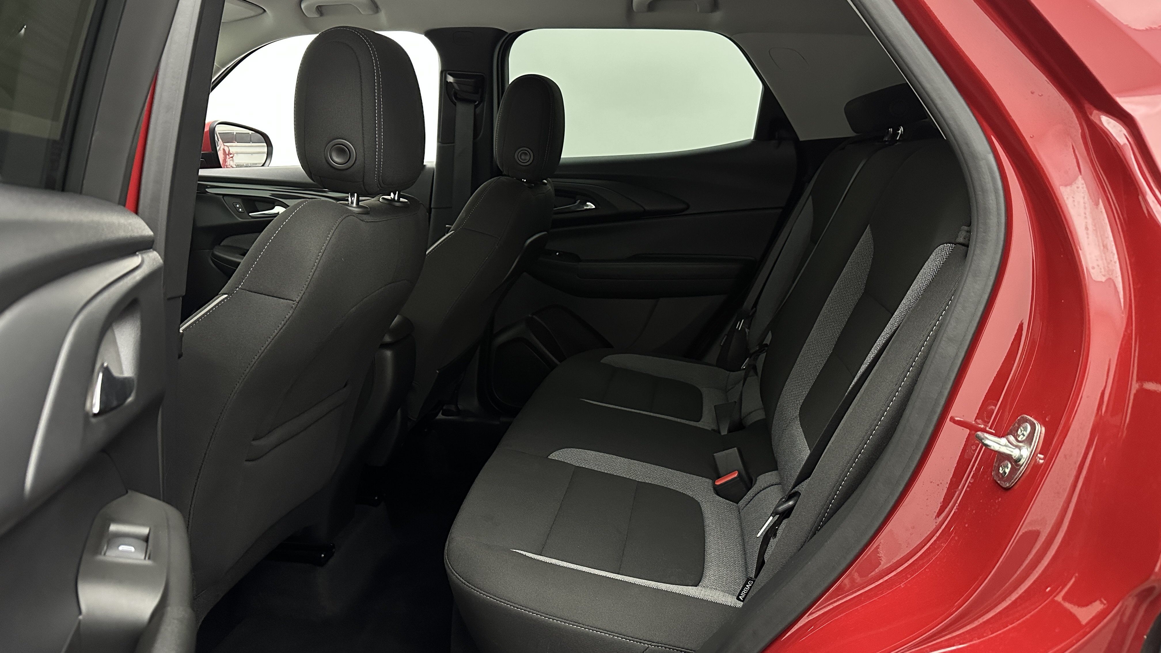Used 2026 Chevrolet TrailBlazer LT FWD image 25