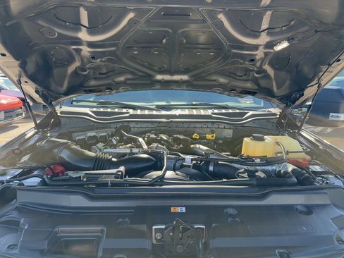 Certified 2018 Ford F250 XL w/ STX Appearance Package image 35