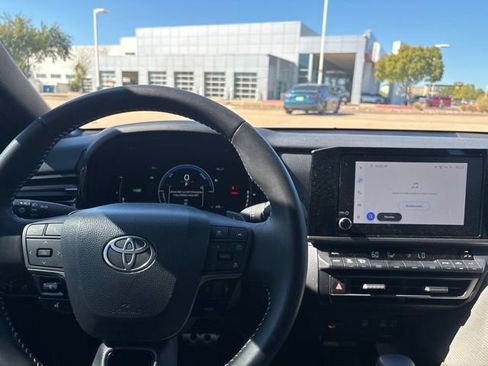 Used 2026 Toyota Camry SE w/ Convenience Package FWD image 10