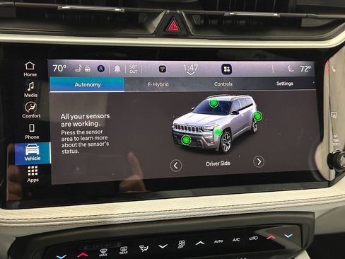New 2026 Jeep Cherokee Limited AWD/4WD image 36