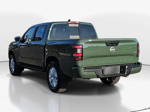 Used 2024 Nissan Frontier SV w/ SV Convenience Package image 7