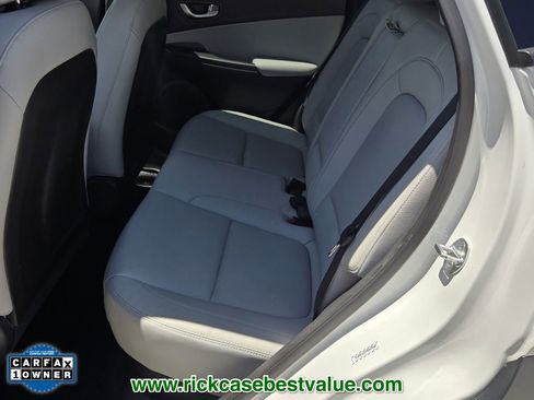 Used 2023 Hyundai Kona Limited FWD image 11