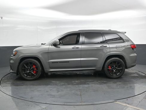 Used 2019 Jeep Grand Cherokee SRT image 8
