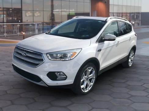 Used 2018 Ford Escape Titanium image 6
