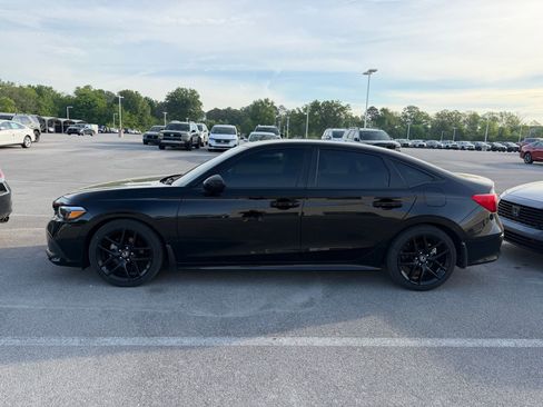 Used 2024 Honda Civic Sport image 2