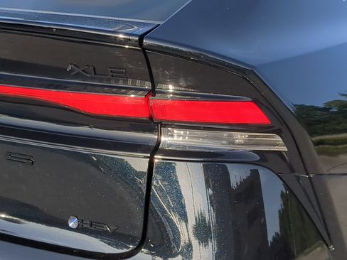 Used 2026 Toyota Prius FWD image 45