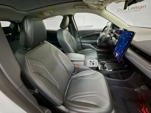 Used 2023 Ford Mustang Mach-E Premium image 29