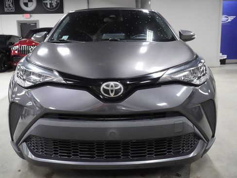 Used 2021 Toyota C-HR XLE FWD image 8