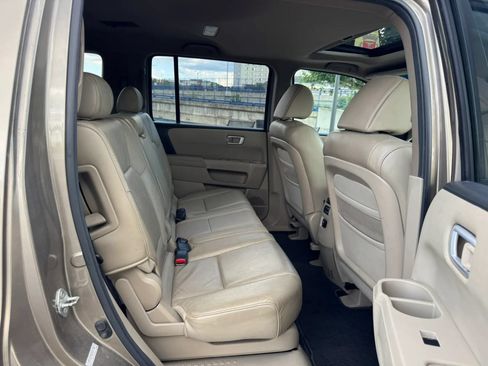 Used 2010 Honda Pilot EX-L image 16