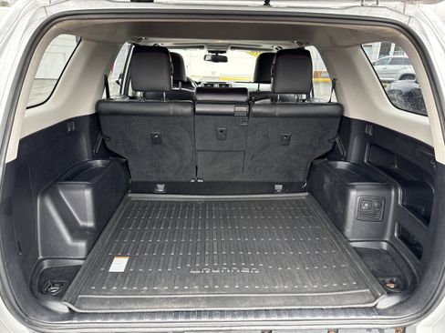 Used 2016 Toyota 4Runner Trail Premium AWD/4WD image 18