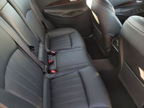 Used 2017 INFINITI QX50 2WD w/ Premium Plus Package image 13