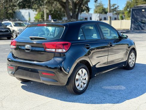 Used 2018 Kia Rio LX image 5
