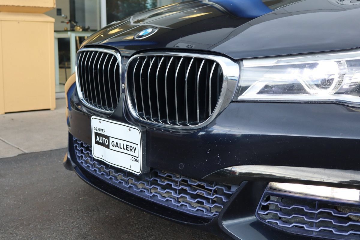 Used 2017 BMW 750i xDrive AWD/4WD image 34