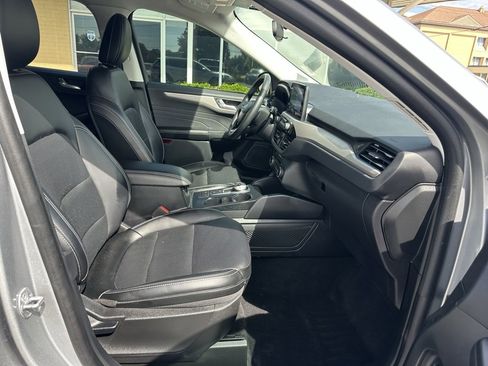 Used 2022 Ford Escape SEL image 15