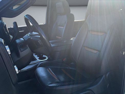 Used 2020 GMC Sierra 2500 AT4 w/ AT4 Premium Package AWD/4WD image 23