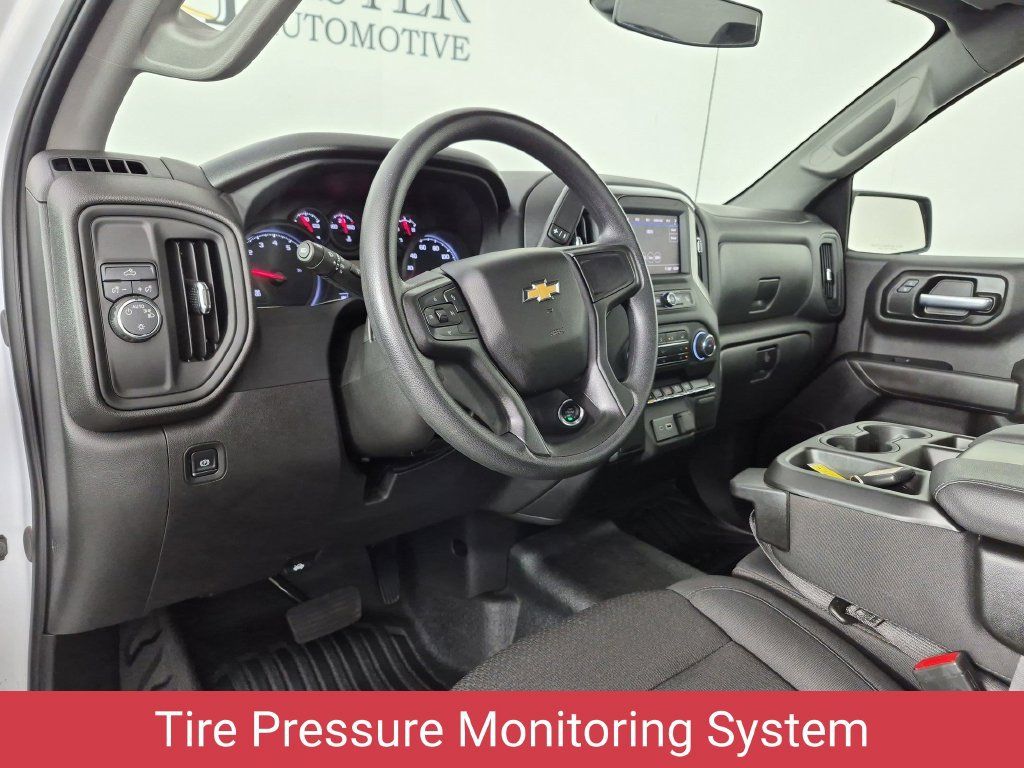 Used 2025 Chevrolet Silverado 1500 W/T RWD image 17