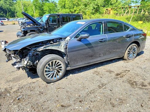 Used 2025 Lexus ES 300h Ultra Luxury w/ Accessory Package (Z2) FWD image 3